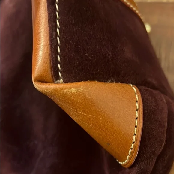 Dooney & Bourke Burgundy Fall Suede Leather Women's Bag and Matching Wallet Set - Picture 11 of 14